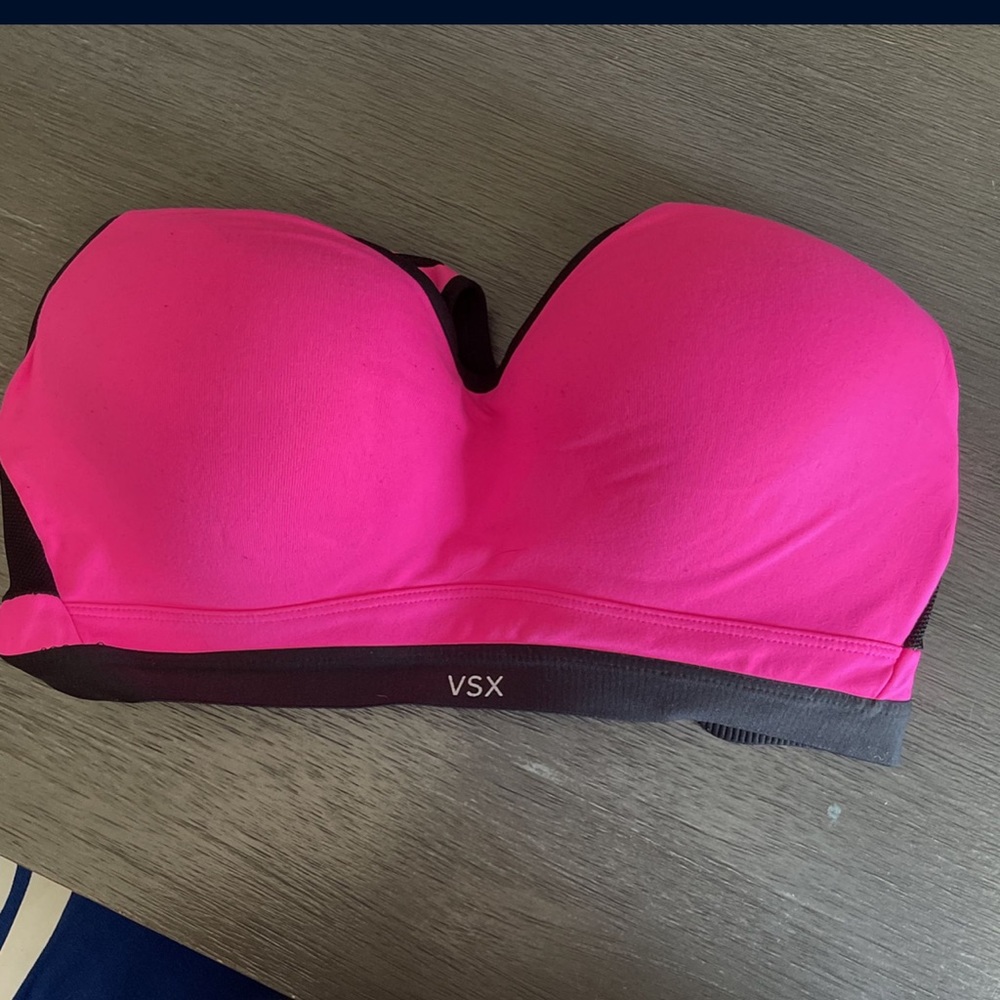Sports bra